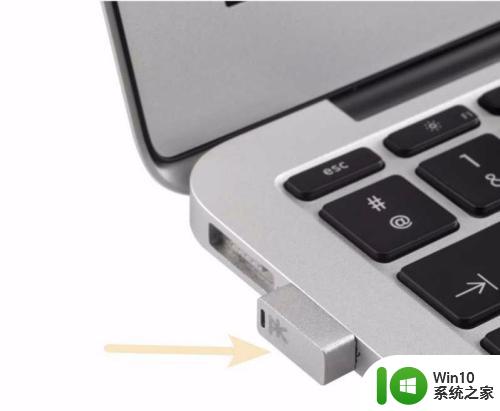 苹果电脑插u盘在哪里打开 Mac机上插入的U盘在哪里显示