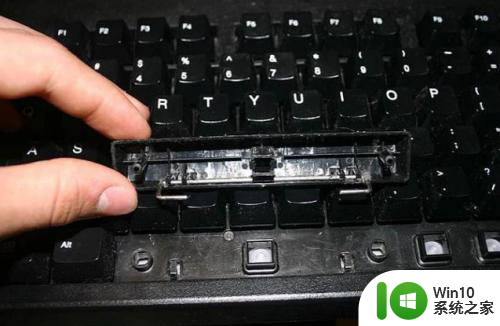 笔记本键盘一直自动重复一个键 电脑键盘上一个键一直重复按怎么办